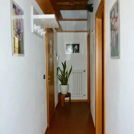 La Flo House Apartman *